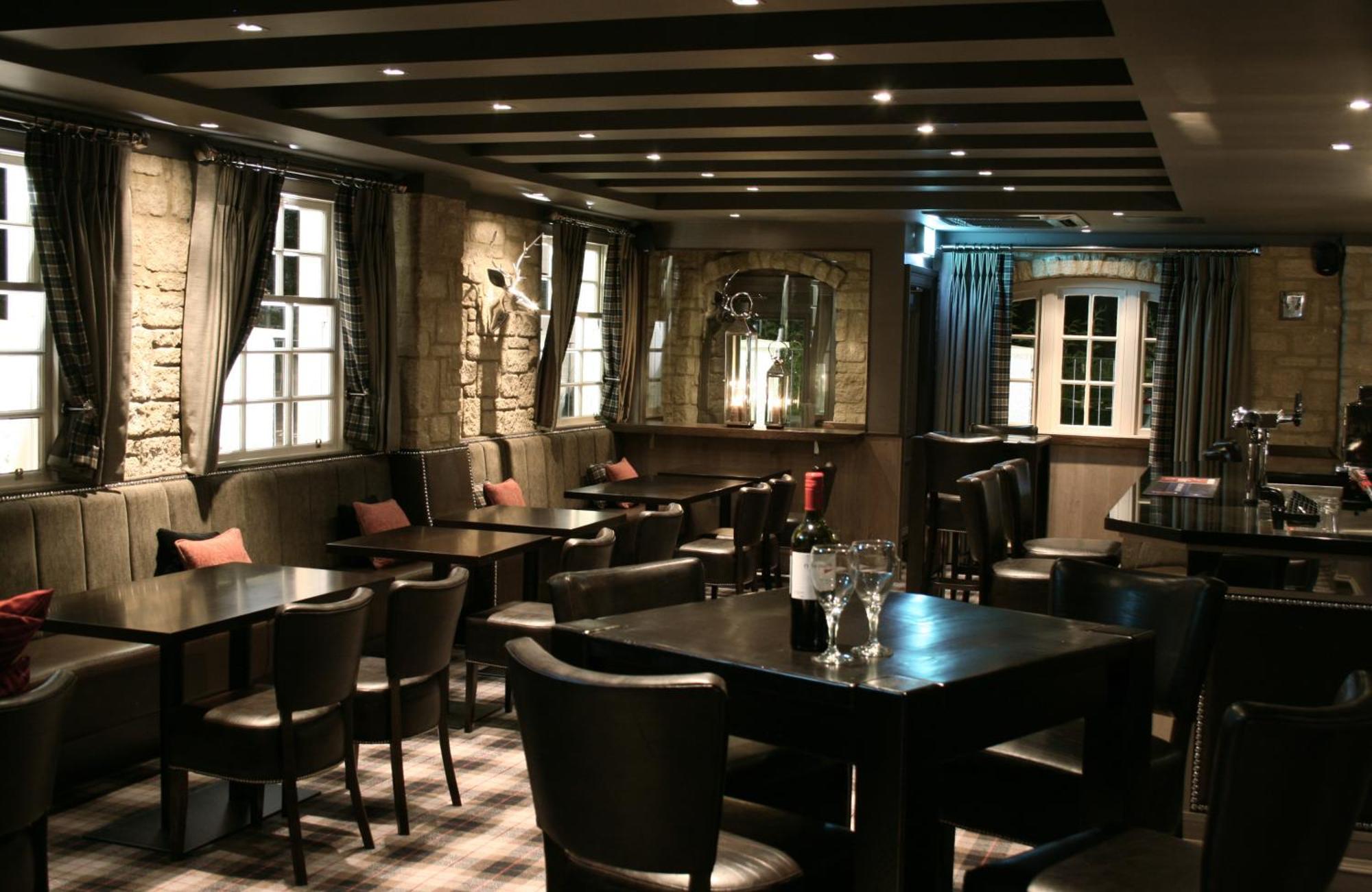 Best Western Eglinton Arms Hotel Eaglesham Exterior foto